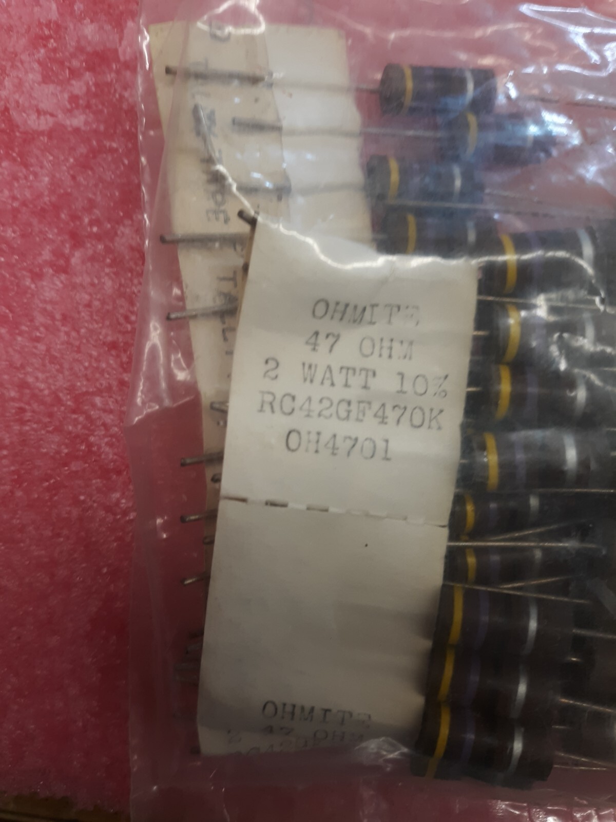 47 Ohm 2 WATT 10 TO 15 % CARBON COMPOSITION RESISTOR - NOS -