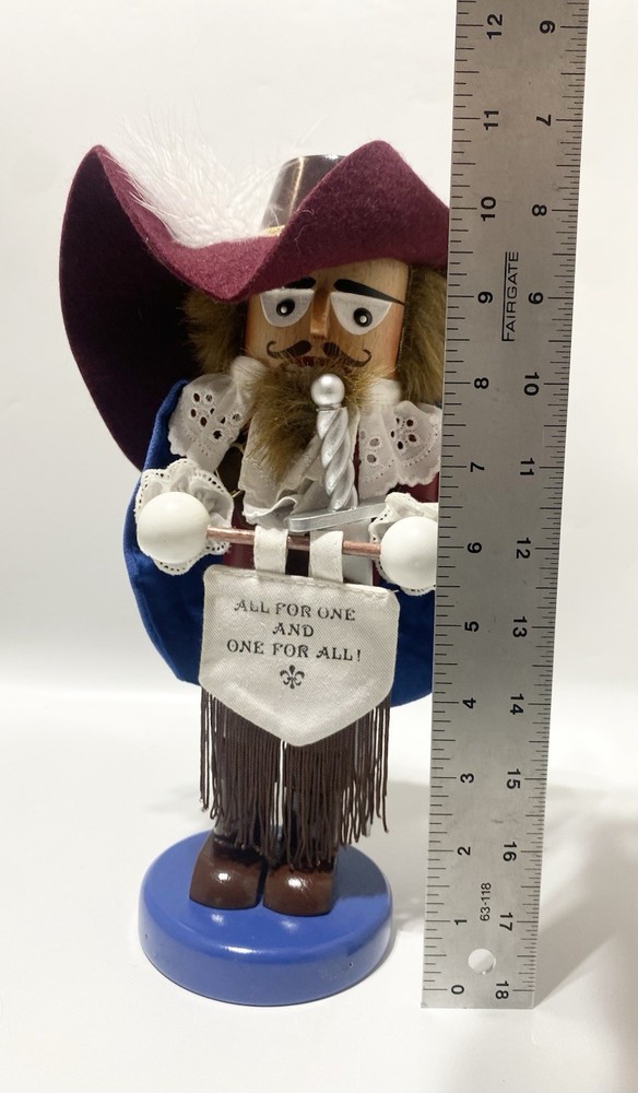 Kurt Alder Steinbach Athos Musketeer Nutcracker Germany READ NOT COMPLETE