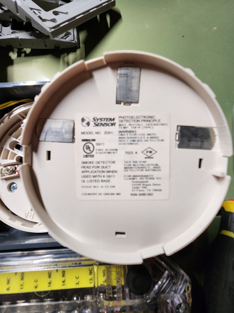 Lot of 4. System Sensor D4120. 4 wire duct dector.