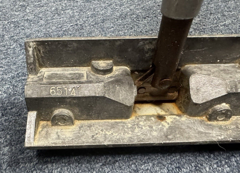 Tapetech Corner Roller With Handle