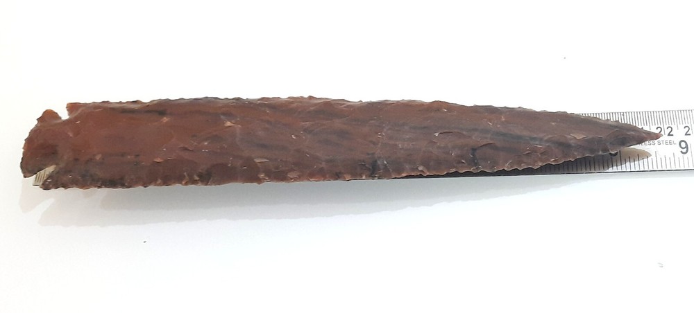 AGATE CRAFTED 8 INCHES FLINT STONE NATIVE ARROWHEAD POINT