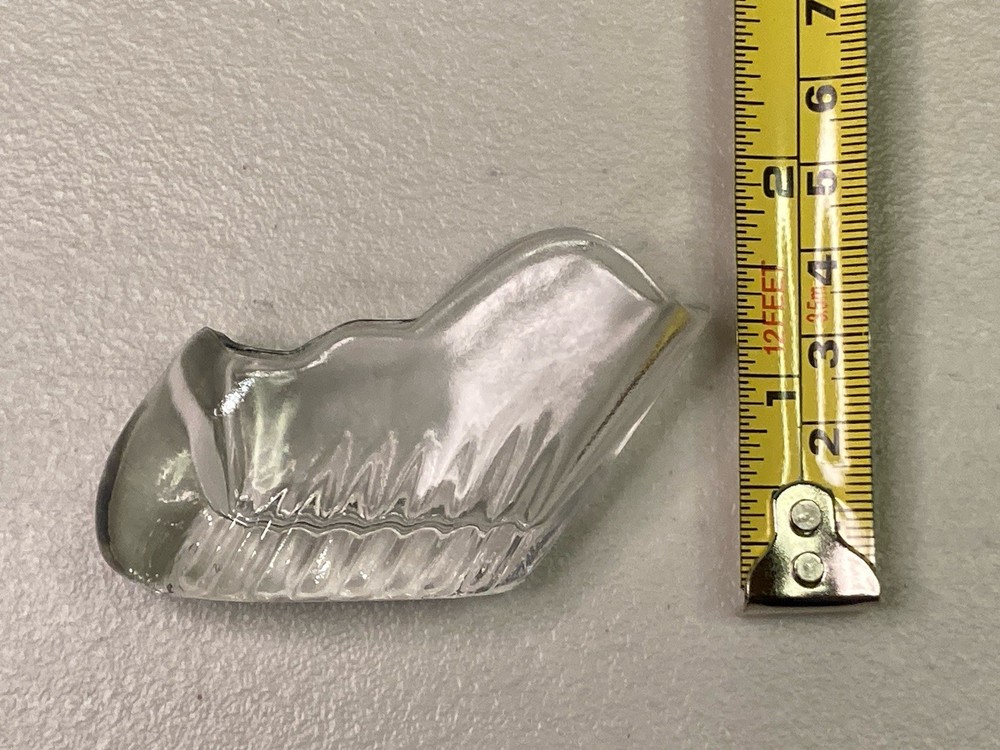 Beautiful Vintage 2 Section Appetizer Dish Swan Pick Holder Center Silverplate