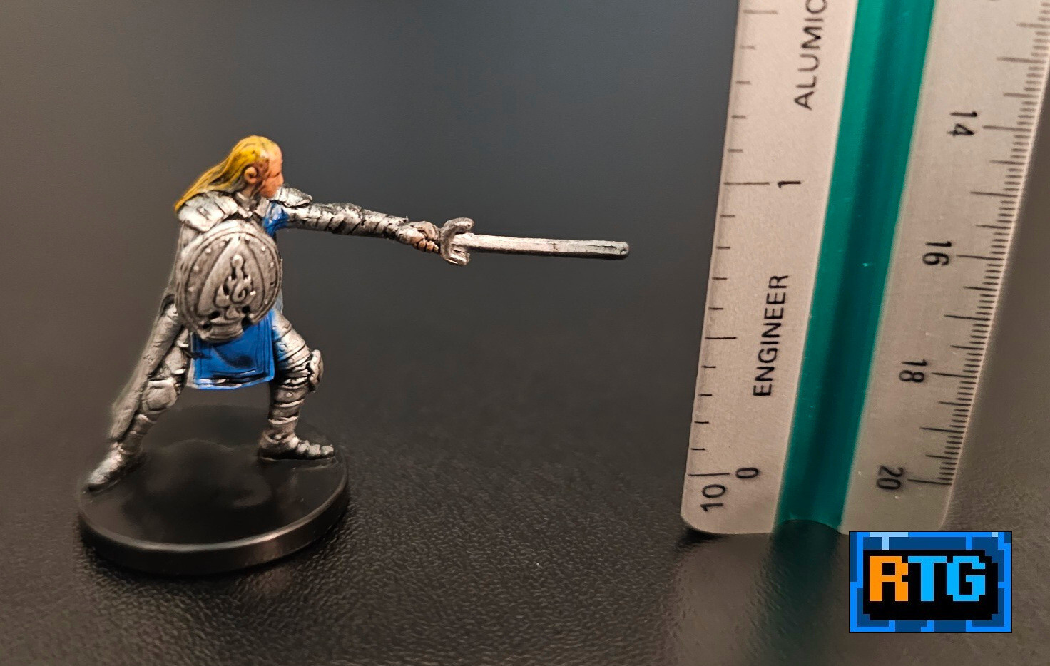 Dungeons & Dragons Devotee of the Silver Flame #4 miniature card