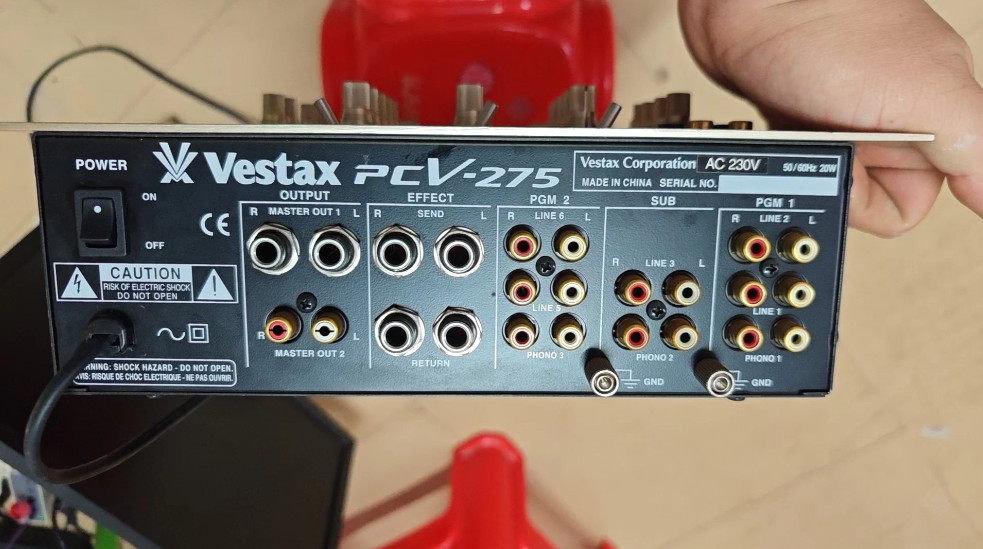 1pcs Vestax PVC-275 mixing console
