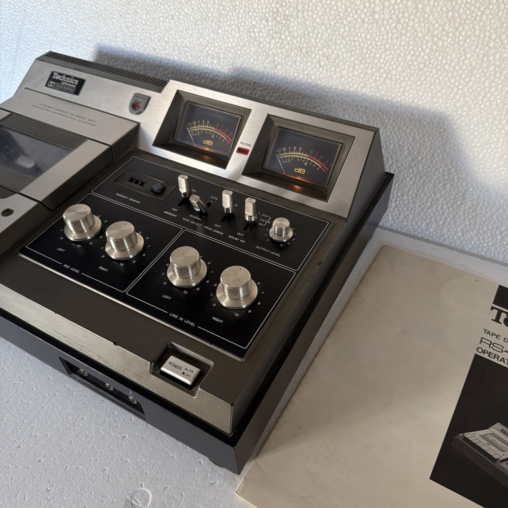 Technics RS-640US.