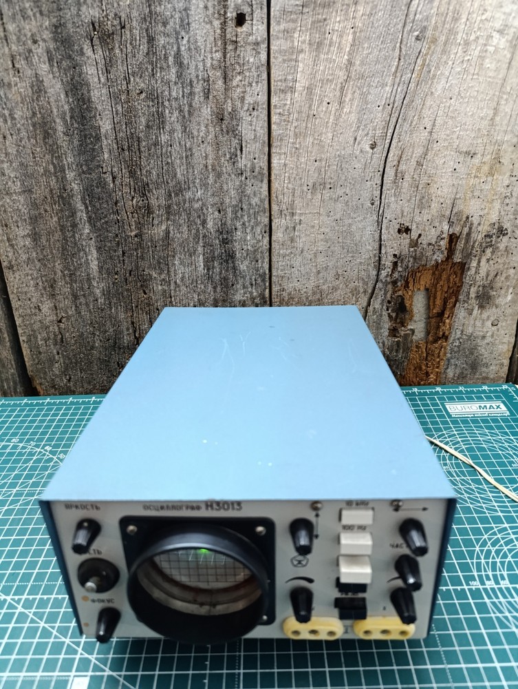 Vintage Soviet OSCILLOGRAPH H3013 WORKING.