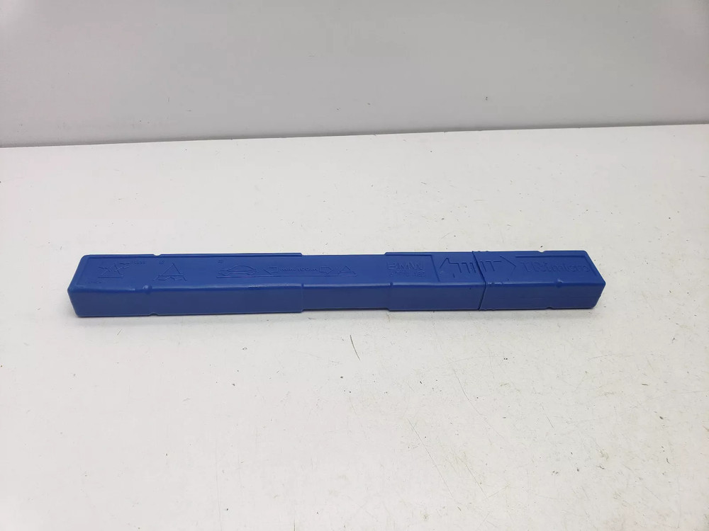 BMW Z4 E89 EMERGENCY HAZARD WARNING TRIANGLE 2010