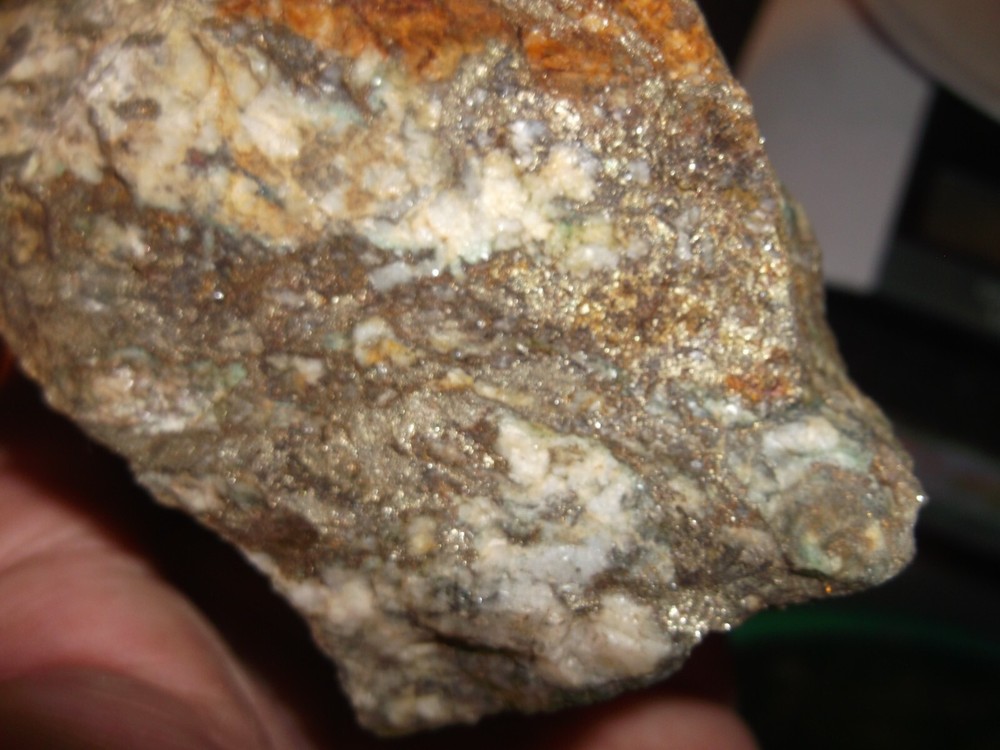 Gold, silver, copper, 474 grams samples ,ore high grade .