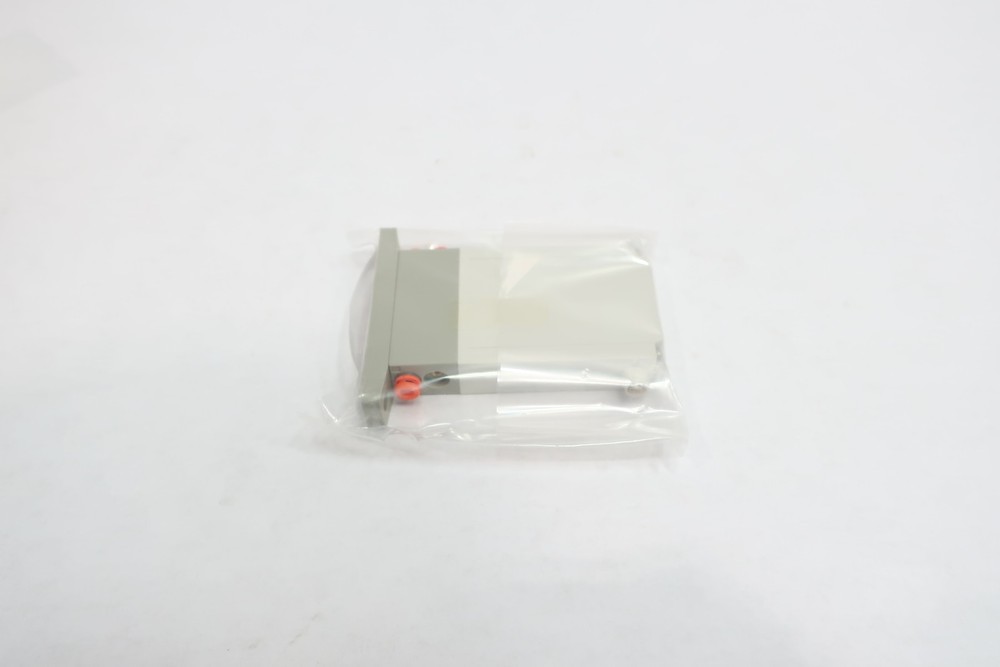 Smc ITV0050-3UBN Compact Electro Pneumatic Regulator