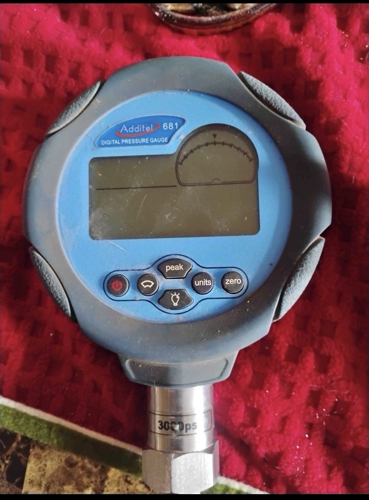 Additel 681 Digital Pressure Gauge 3000 psi Bottom Mount