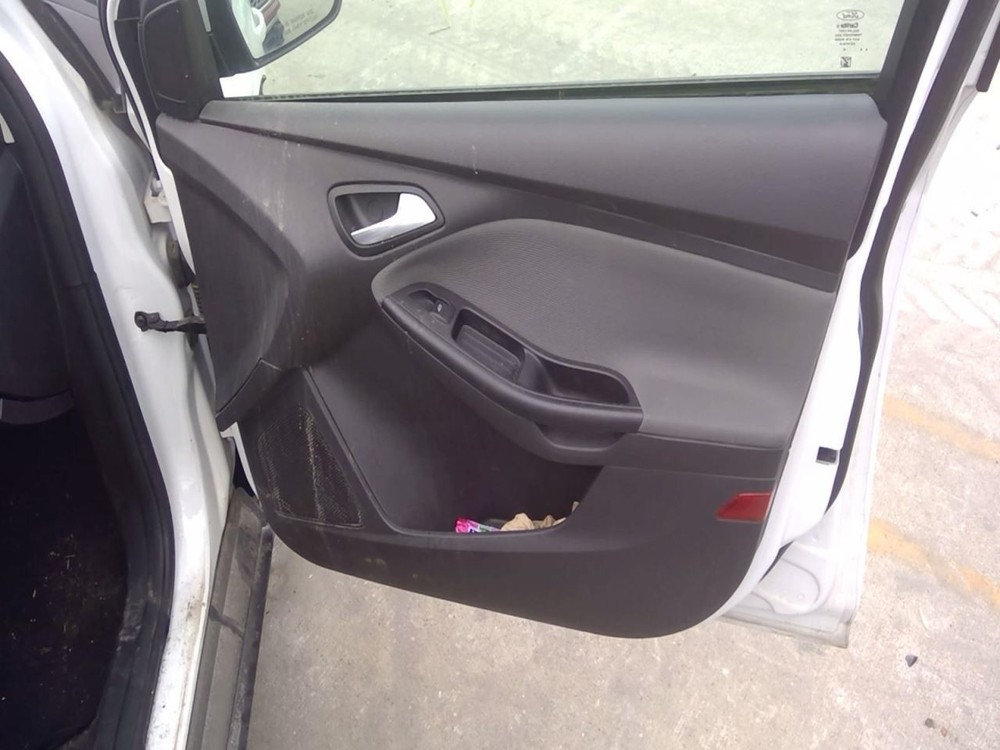 2014 Ford Focus 4.2 Sync Display Screen - Used, No Anti-Theft Code