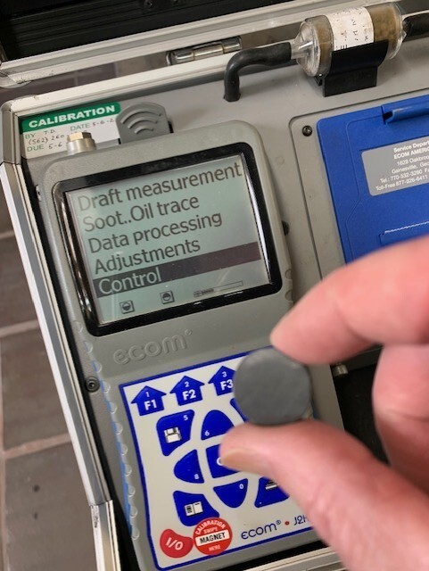 ECOM Gas Analyzer J2KN Calibrated NO, NO2, NOx, CO, O2