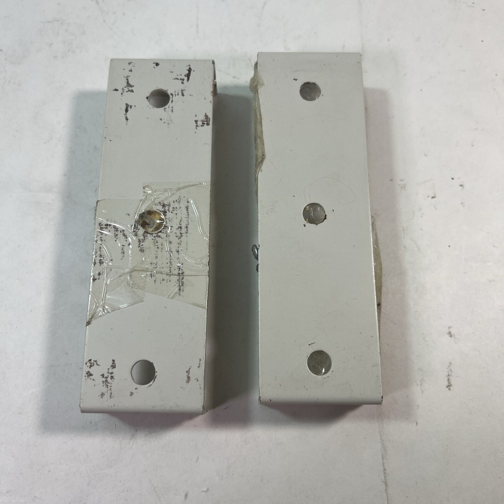 OmniMount Wall Mount Speaker Mount White