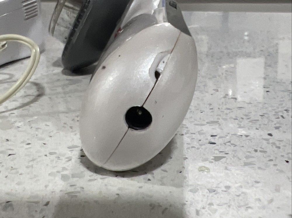 Inferated handheld utrasonic microcurrent machine