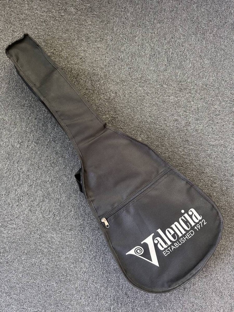 Valencia 1/2 Size Classical Guitar Approx 86cm VC202 Beginner Model