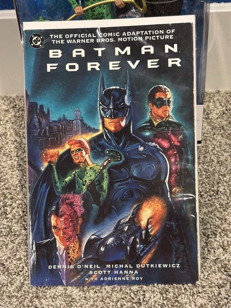 DC Multiverse Batman Forever Riddler Figure & Comic Bundle
