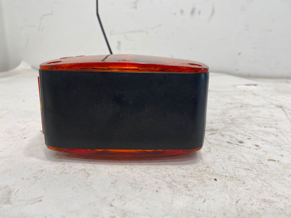 2018 Bluebird School Bus Marker Light (759-10604)