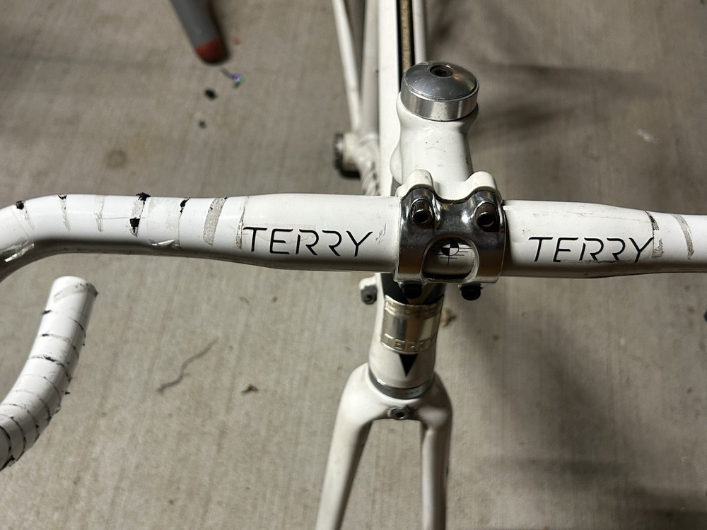 Terry Tailwind White Bicycle Frame. Includes Frame , forks, & Handlebars.