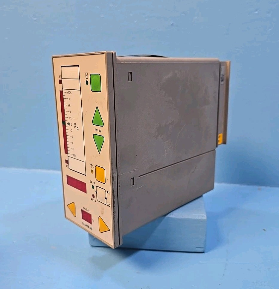 Siemens C73451-A3000-C10 240V 6DR