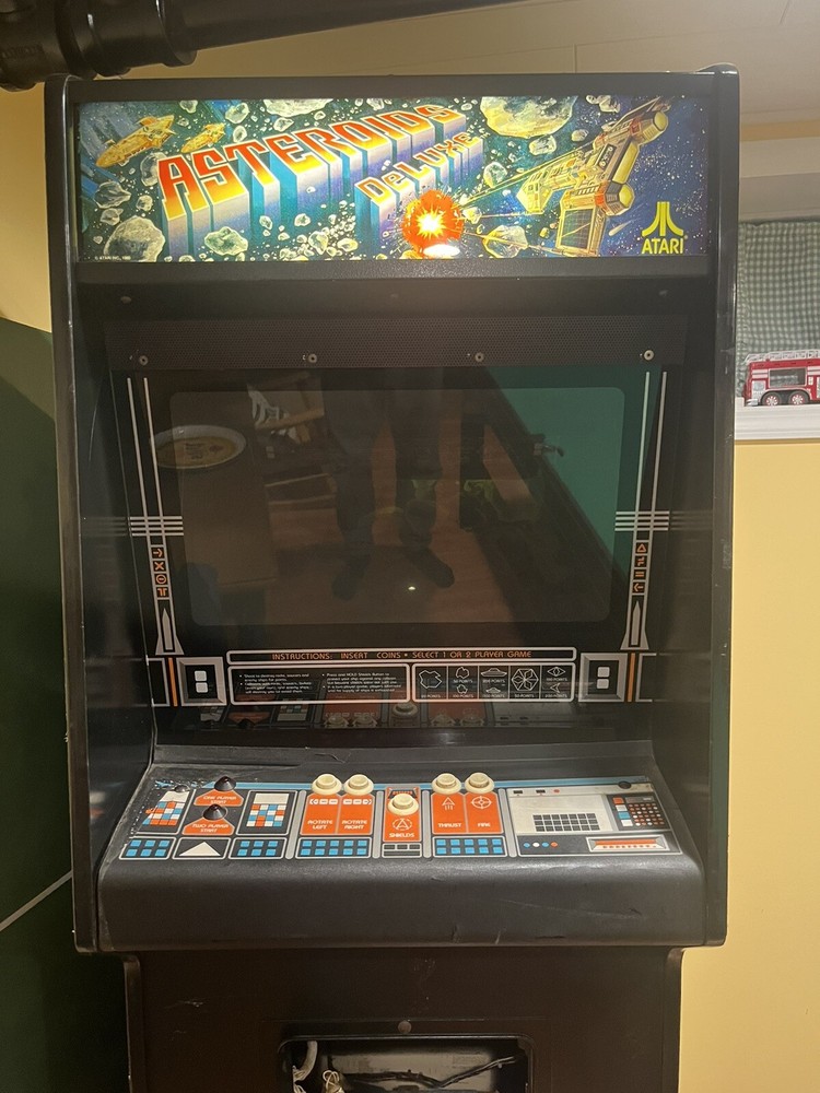 Vintage Atari Asteroids Deluxe Arcade Machine Rare