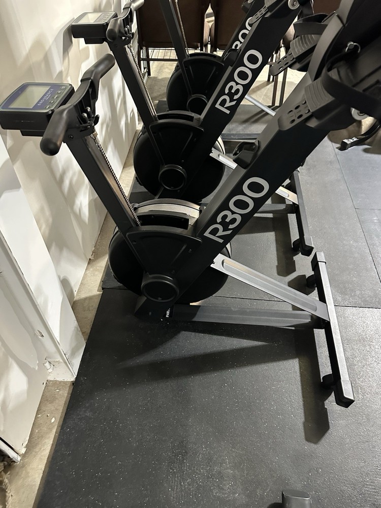 Body Solid Endurance R300 Rower