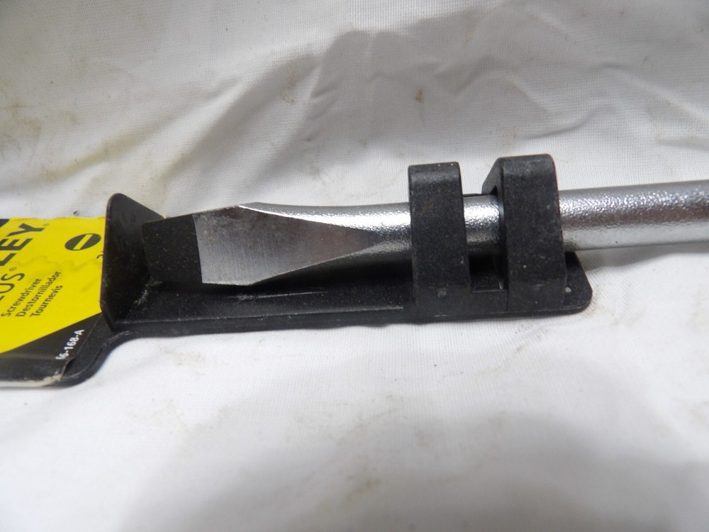 Stanley 100 Plus Flat Head Screwdriver #66-168-A