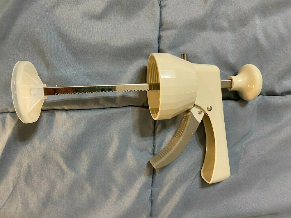 The Pampered Chef Cookie Press #1525 Trigger Plunger Replacement Part