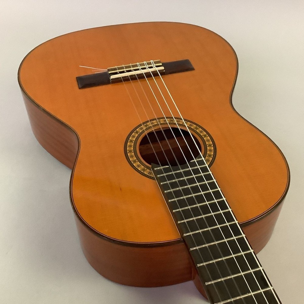 Pepe PS53 Classical Guitar with Soft Case Solid Red Cedar Top Mahogany Neck