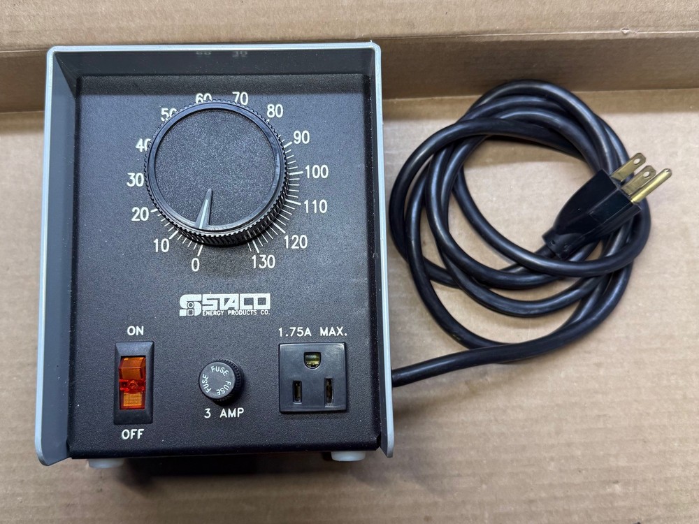 Staco Variable Transformer, 1.75A, 0-132V, Plug In Bench Type, Laboratory, L221