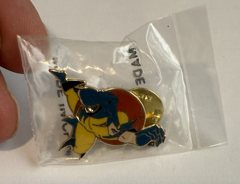 Wolverine X-Men #252 SEALED Planet Studios Vintage 1992 Marvel Pin