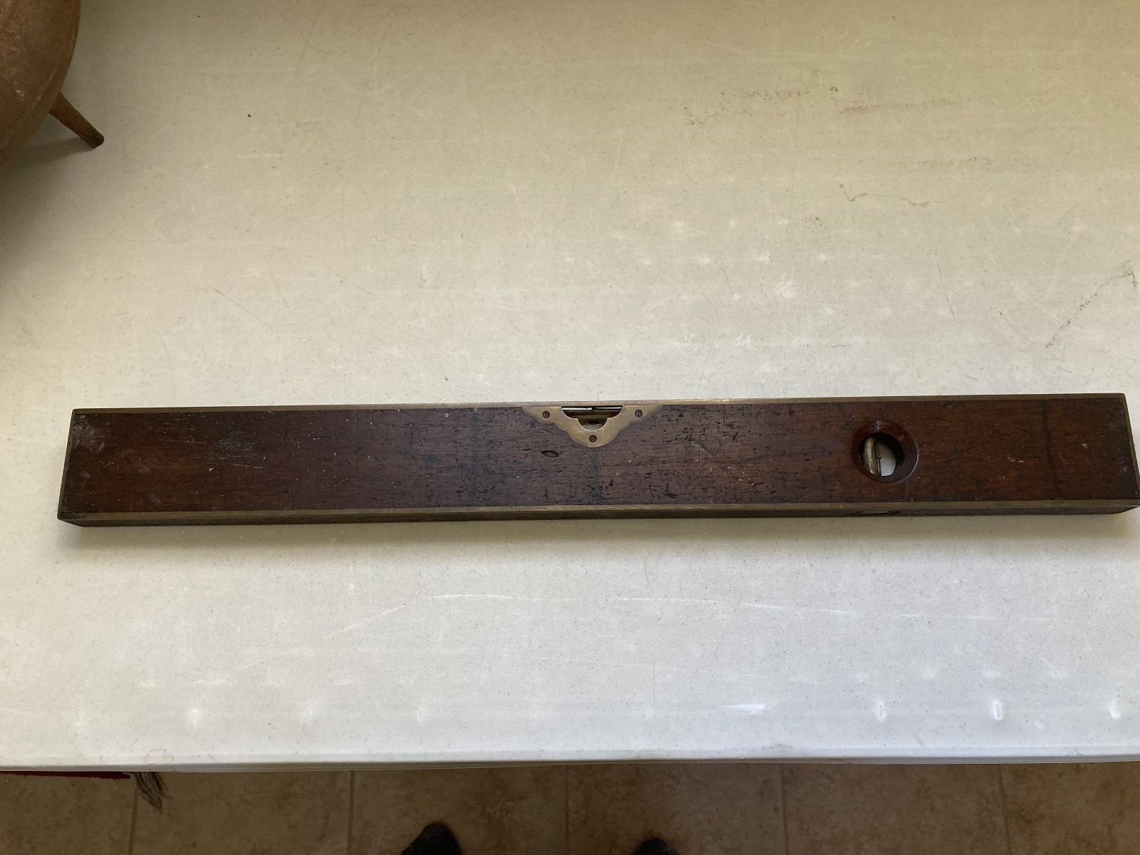 EARLY STRATTON BROS N0 1, 30" BRASS BOUND LEVEL.