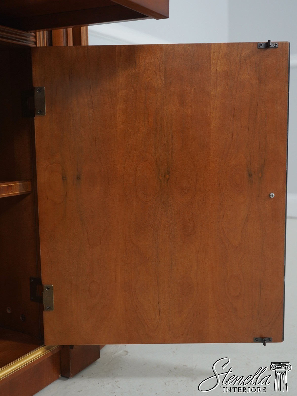 62814: Italian Georgian Style Wall Bookcase Unit