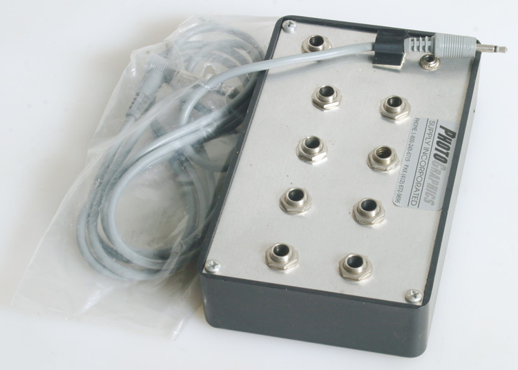 PHOTOGRAPHIC LIGHTING MULTI SYNC BOX WITH RC JACK