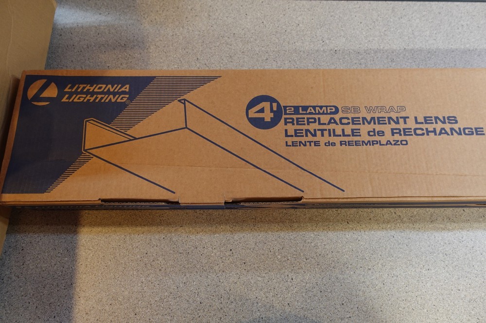 Lithonia Lighting 4 ft. Replacement Wrap Around Lens DSB48