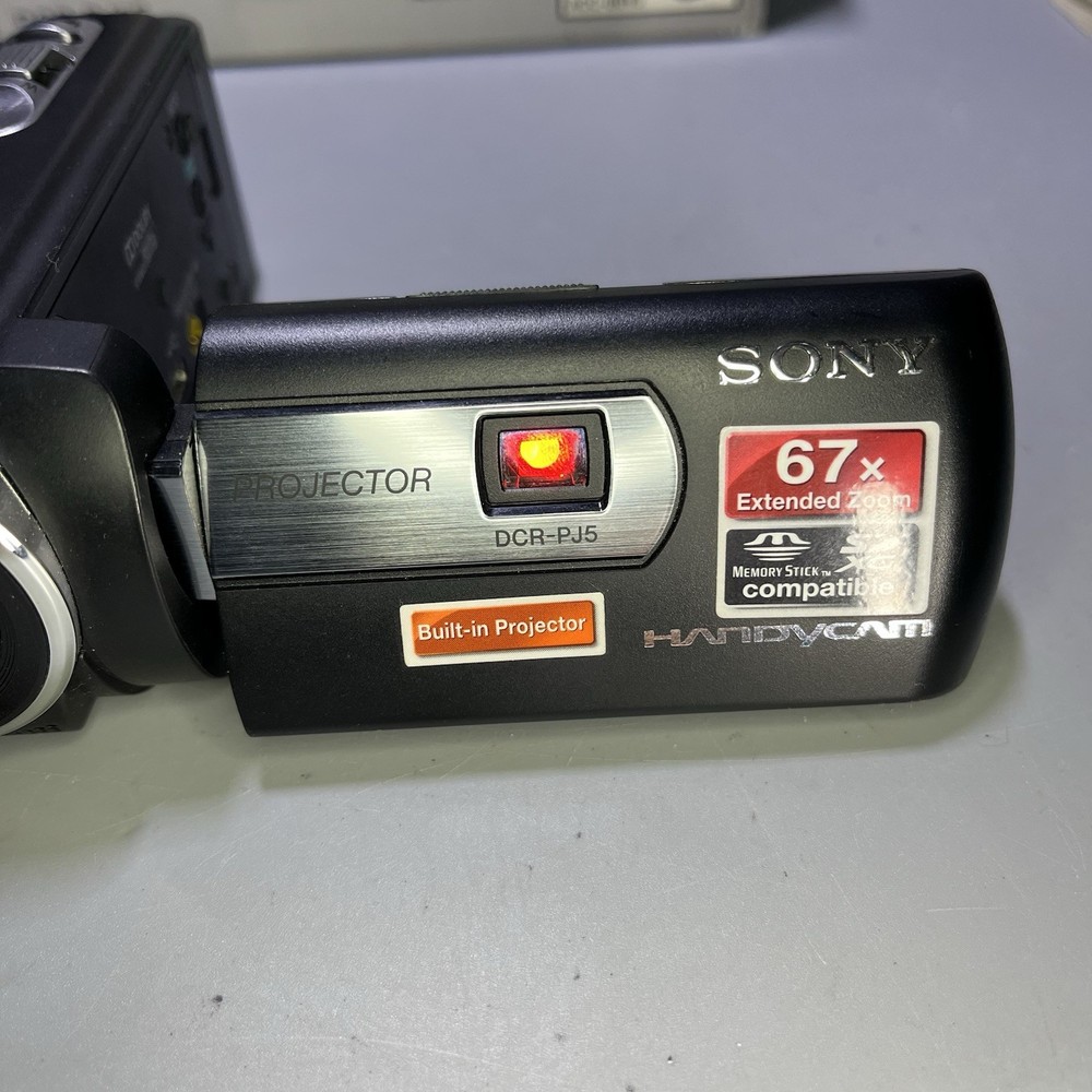 Sony Handycam DCR-PJ5E Digital Video Camera Projector - Box