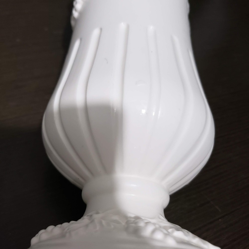 White/off White Footed Vase Embossed Grape E-3129