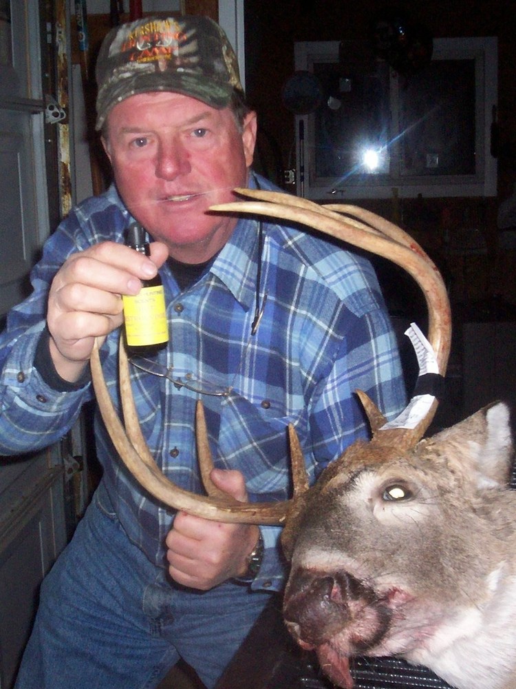 Hot Whitetail Doe Estrous