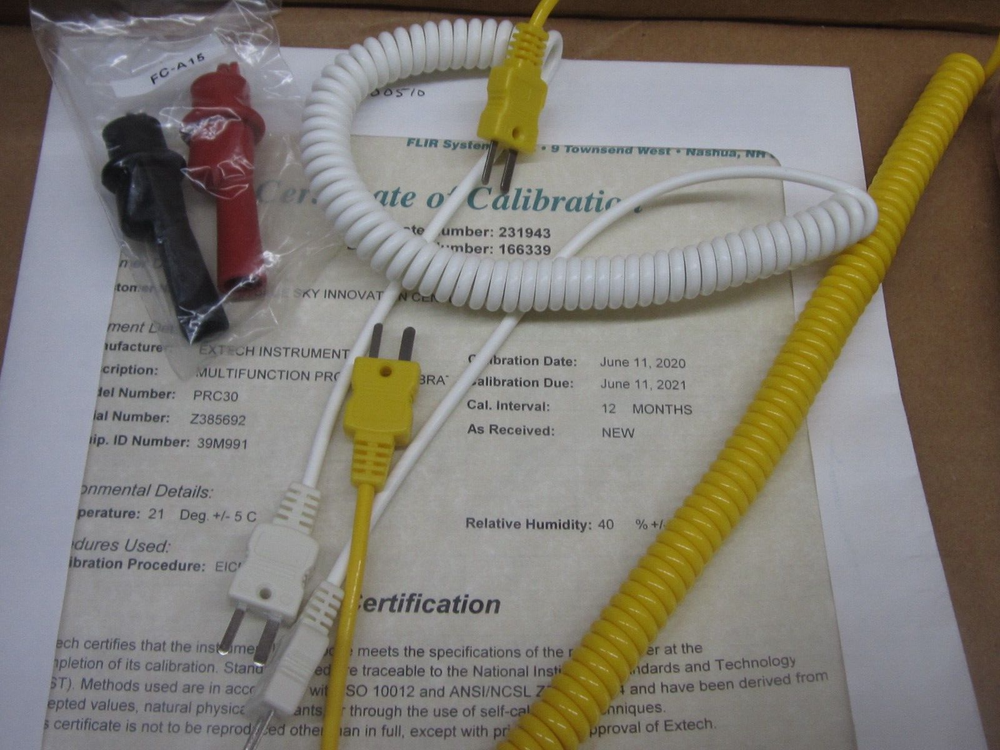 EXTECH PRC 30 NIST MULTIFUNCTION PROCESS CALIBRATOR