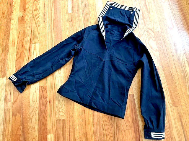 ORIGINAL WWII US NAVY EM DRESS "BLUES" JUMPER SHIRT. 38L. NAMED