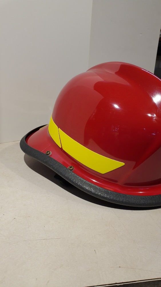 BULLARD FIRE HELMET MODEL LTXRD