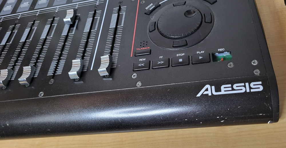 Alesis Master Control FireWire Audio Interface and Control Surface - Turns on