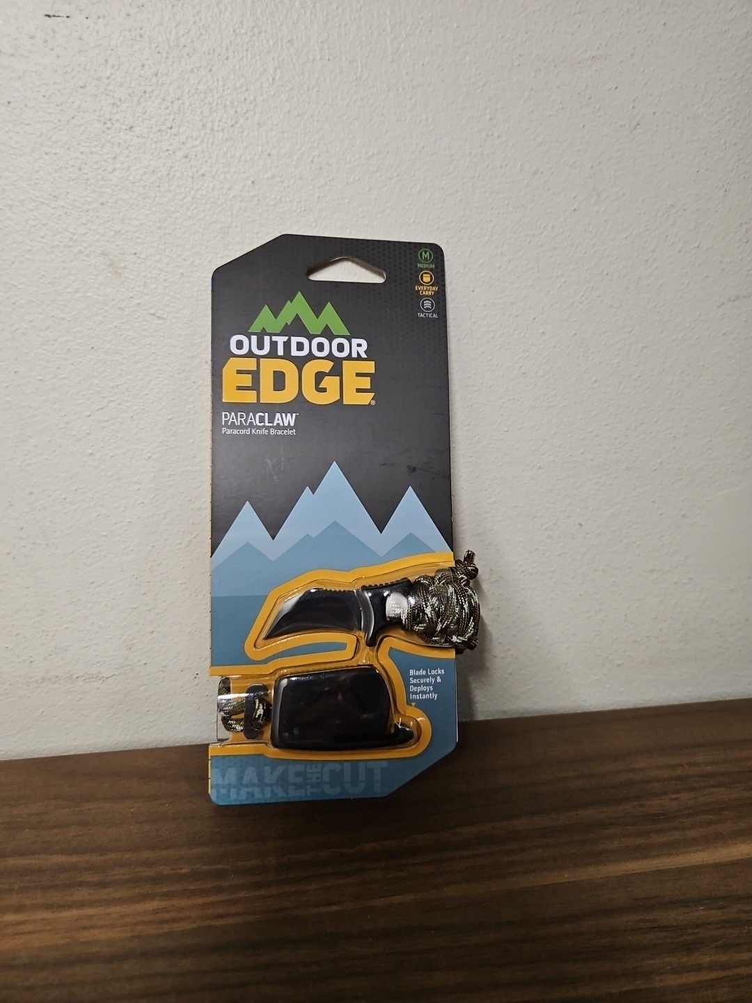 Outdoor Edge ParaClaw Medium Camo Paracord Knife Survival Bracelet Discontinued