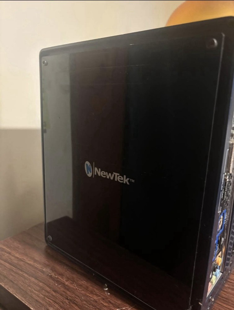 NewTek Tricaster Mini HD-4