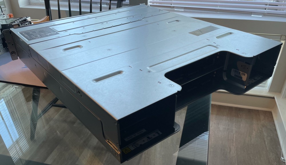 Dell EqualLogic PS4210 PS4210X SAN Array Chassis / Backplane excellent condition