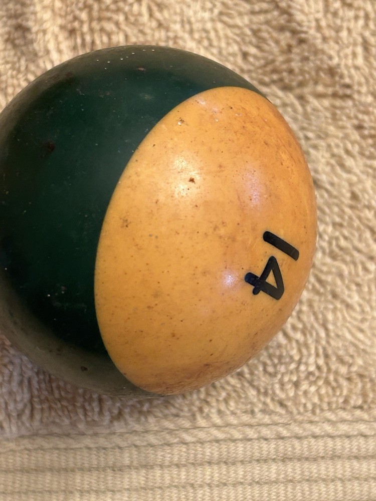 7 Billiard Pool Balls 2-1/8" With Box