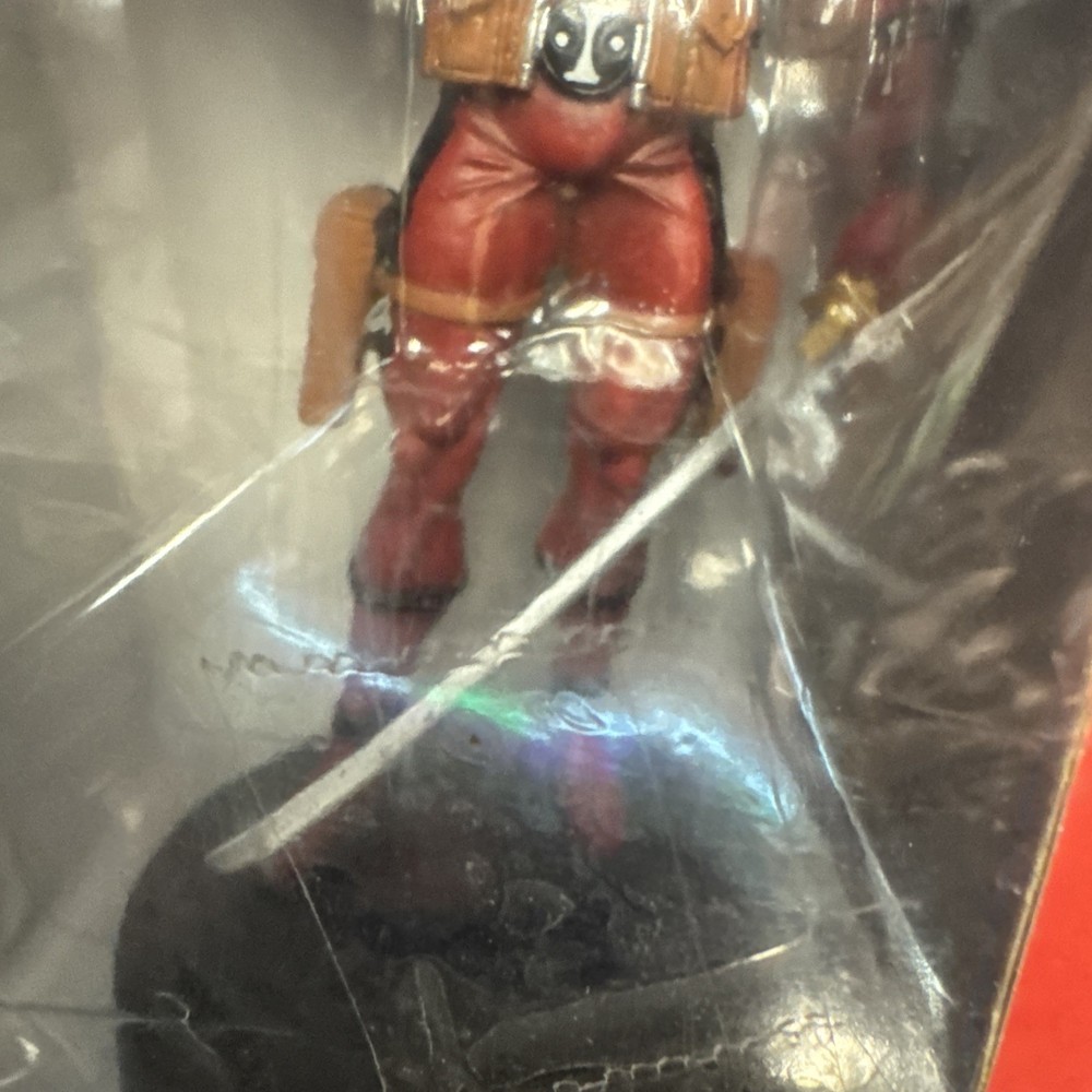 MARVEL DEADPOOL FIGURE FACT FILES - EAGLEMOSS CHAPTER 5 - SEALED