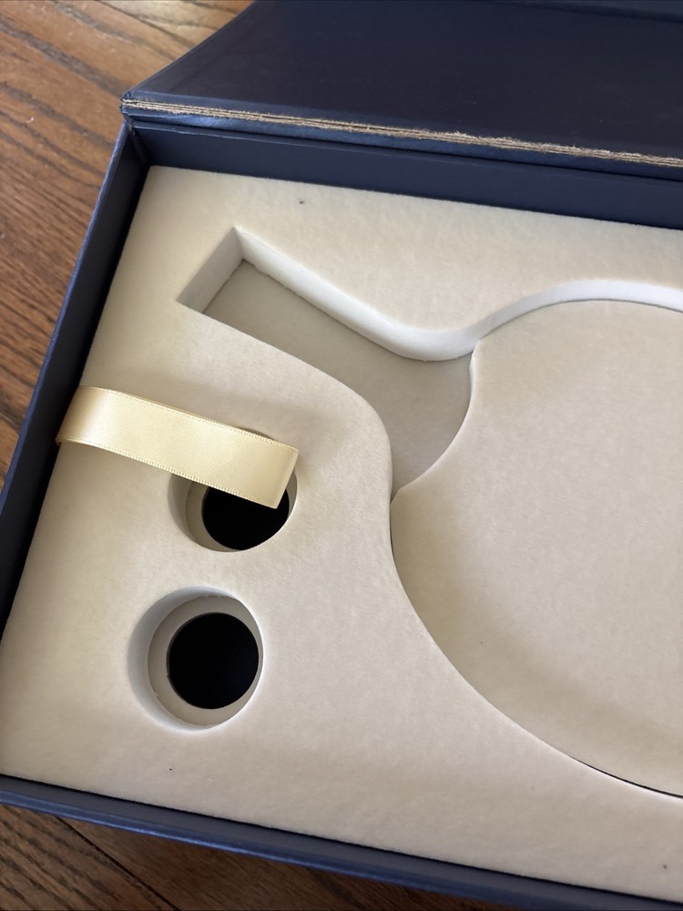 ping pong case (DHS) EXCELLENT CONDITION