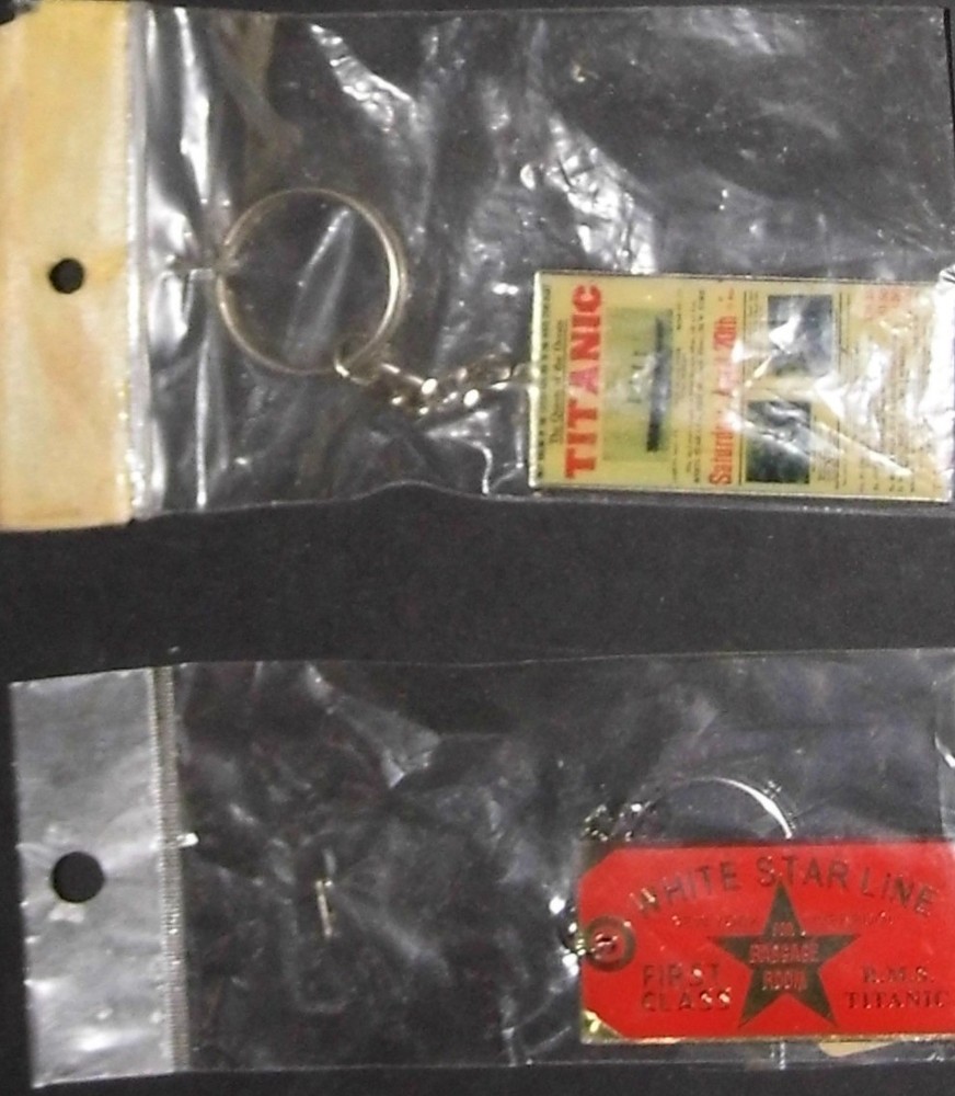 Titanic / White Star Lines Key ring