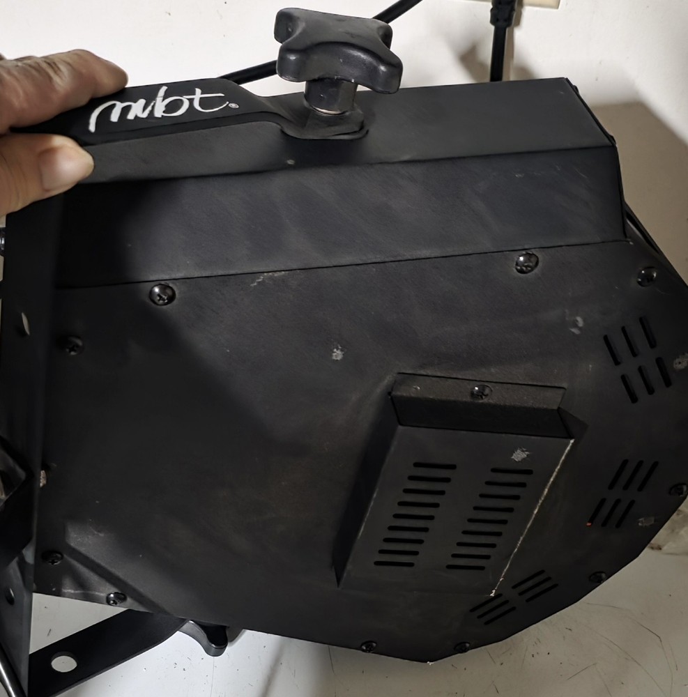 Mbt Model ME 2006 Moving Colored Light Show Strobe Adjustable Motion Control