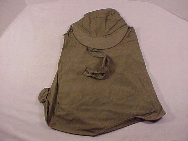ORIGINAL & MINT Condition M1941 Field Jacket Hood (Size Medium)